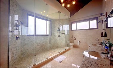 Oportunidad! Se Vende la más Bella Casa de Altos del Maria