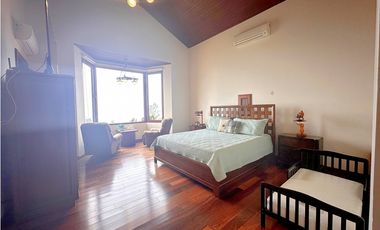 Oportunidad! Se Vende la más Bella Casa de Altos del Maria