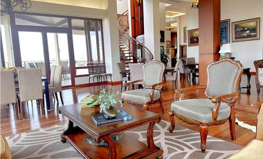 Oportunidad! Se Vende la más Bella Casa de Altos del Maria