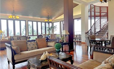 Oportunidad! Se Vende la más Bella Casa de Altos del Maria