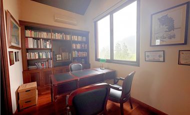 Oportunidad! Se Vende la más Bella Casa de Altos del Maria