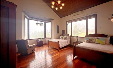 Oportunidad! Se Vende la más Bella Casa de Altos del Maria