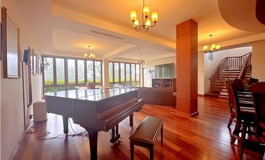 Oportunidad! Se Vende la más Bella Casa de Altos del Maria