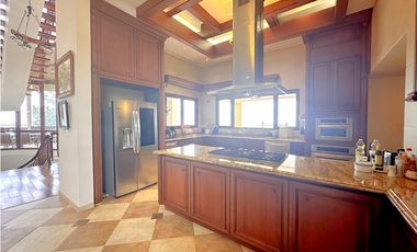 Oportunidad! Se Vende la más Bella Casa de Altos del Maria