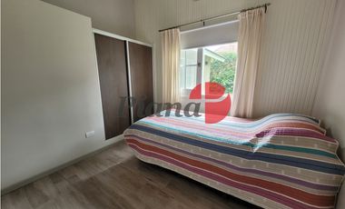 Casa en Venta - Zona Golf - Ideal Vivienda - Refaccionada a Nueva