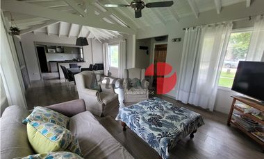 Casa en Venta - Zona Golf - Ideal Vivienda - Refaccionada a Nueva