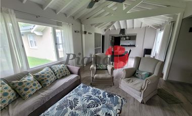 Casa en Venta - Zona Golf - Ideal Vivienda - Refaccionada a Nueva