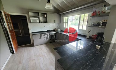 Casa en Venta - Zona Golf - Ideal Vivienda - Refaccionada a Nueva