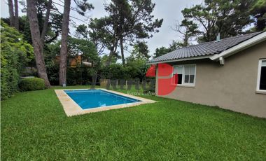 Casa en Venta - Zona Golf - Ideal Vivienda - Refaccionada a Nueva