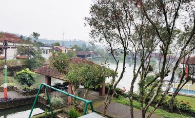 Sewa Villa di Puncak Sebelum Kota Bunga Hanjawar View Danau