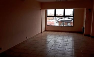 EDIFICIO con Local Comercial - Deposito - Consultorios - Oficinas
