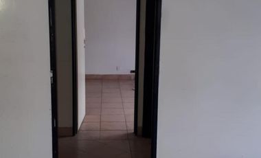 EDIFICIO con Local Comercial - Deposito - Consultorios - Oficinas