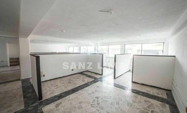 FRANCISCO JUAREZ: EDIFICIO FUNCIONAL, EXCELENTE UBICACION, EN CELAYA, GTO.