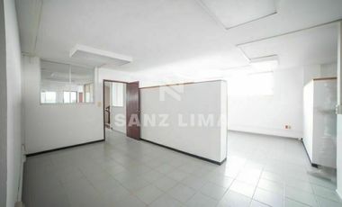 FRANCISCO JUAREZ: EDIFICIO FUNCIONAL, EXCELENTE UBICACION, EN CELAYA, GTO.