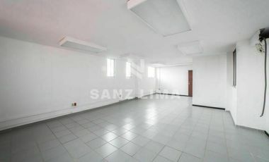 FRANCISCO JUAREZ: EDIFICIO FUNCIONAL, EXCELENTE UBICACION, EN CELAYA, GTO.