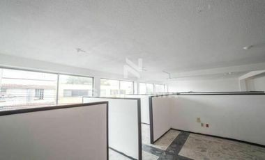 FRANCISCO JUAREZ: EDIFICIO FUNCIONAL, EXCELENTE UBICACION, EN CELAYA, GTO.