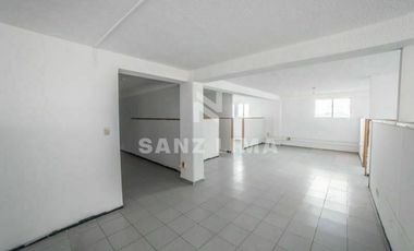 FRANCISCO JUAREZ: EDIFICIO FUNCIONAL, EXCELENTE UBICACION, EN CELAYA, GTO.