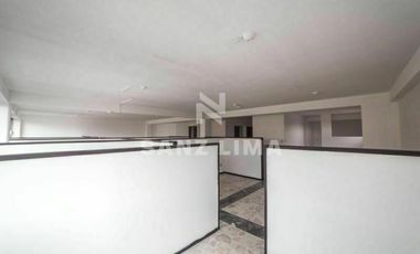 FRANCISCO JUAREZ: EDIFICIO FUNCIONAL, EXCELENTE UBICACION, EN CELAYA, GTO.