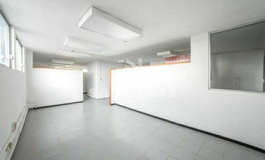 FRANCISCO JUAREZ: EDIFICIO FUNCIONAL, EXCELENTE UBICACION, EN CELAYA, GTO.