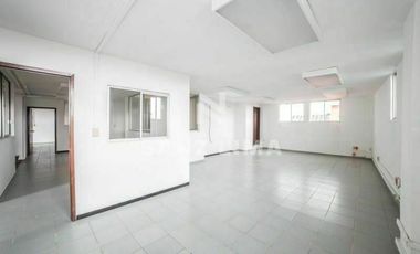 FRANCISCO JUAREZ: EDIFICIO FUNCIONAL, EXCELENTE UBICACION, EN CELAYA, GTO.