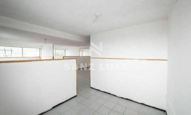 FRANCISCO JUAREZ: EDIFICIO FUNCIONAL, EXCELENTE UBICACION, EN CELAYA, GTO.