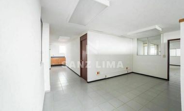 FRANCISCO JUAREZ: EDIFICIO FUNCIONAL, EXCELENTE UBICACION, EN CELAYA, GTO.