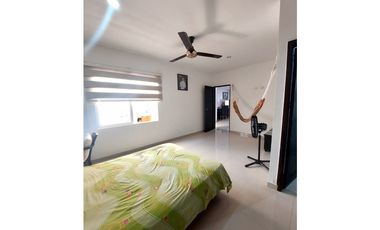 SE VENDE CASA DE DOS PISOS EN BARRIO MI REFUGIO DE MONTERIA