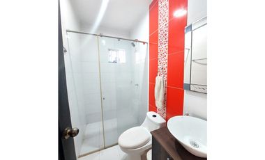 SE VENDE CASA DE DOS PISOS EN BARRIO MI REFUGIO DE MONTERIA