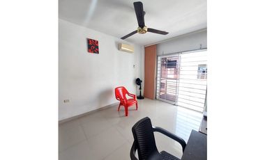 SE VENDE CASA DE DOS PISOS EN BARRIO MI REFUGIO DE MONTERIA
