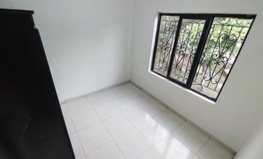 casa en arriendo en los guayacanes. Cod A4525