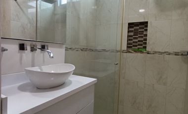 apartamento en arriendo en cristales de la floresta. Cod A30349