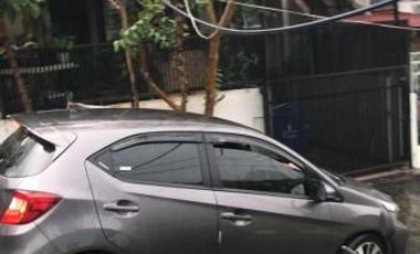 Dijual Cepat !!! Rumah Cantik Harga 320 Jta Nego Di Sukabumi