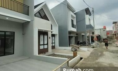 Rumah 2 Lantai Di Selatan Jakarta Cash