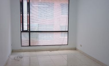 oficina en arriendo en lago gaitan. Cod A6699001