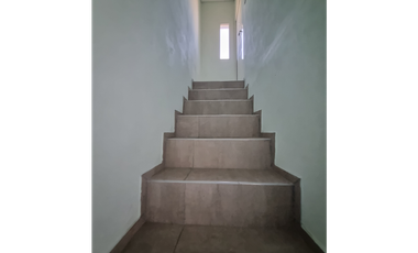 Casa 3 dormitorios sobre asfalto con pileta, Barranqueras