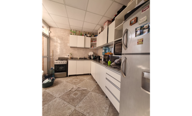 Casa 3 dormitorios sobre asfalto con pileta, Barranqueras