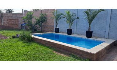 Casa 3 dormitorios sobre asfalto con pileta, Barranqueras