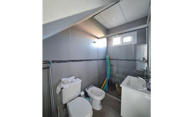 Casa 3 dormitorios sobre asfalto con pileta, Barranqueras