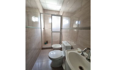 Casa 3 dormitorios sobre asfalto con pileta, Barranqueras