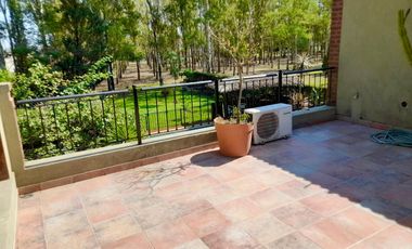 Alquiler de casa en Echeverria del lago-Canning
