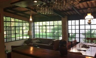 Chalet ubicado a 150 metros de la Avenida Hipólito Yrigoyen. Casa Tipo Chalet Apta Crédito En Longchamps