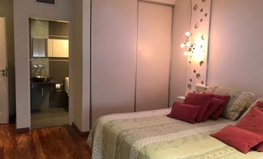 Venta de casa en el Country Echeverria del lago - Canning