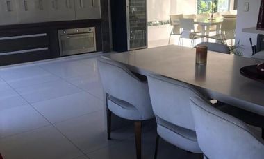 Venta de casa en el Country Echeverria del lago - Canning