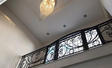 Venta de casa en el Country Echeverria del lago - Canning