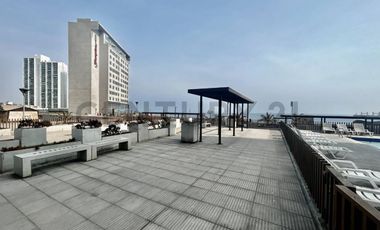 SE ARRIENDA HERMOSO DEPARTAMENTO FRENTE AL MAR.