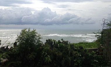 Beach Front House And Lot for Sale, San Juan, La Union