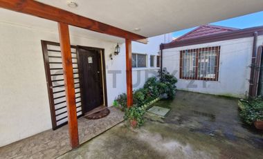 Casa en venta 5D,4B,2E sector Lomas de San Andrés
