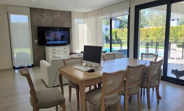 Casa en venta en Santa Maria De Los Olivos