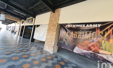 Renta de local para Restaurante Planta Alta de 160m2 con terraza en Plaza Orquídeas Coatepec, Ver.