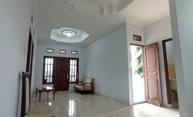 Disewakan Rumah dekat Kampus UPN, Harga Terjangkau